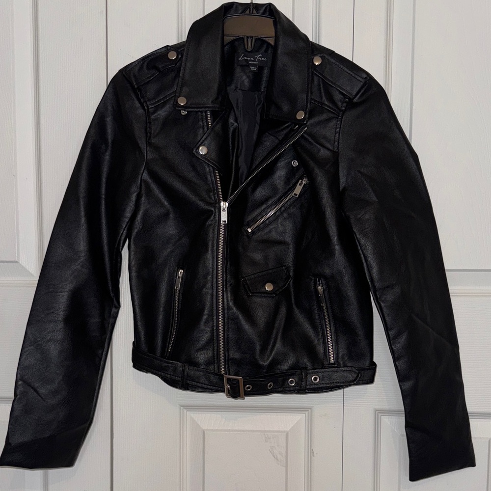 Love Tree Classic Black Faux Leather Jacket Size M